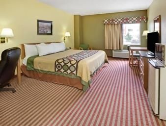 Super 8 By Wyndham Hotel 2*